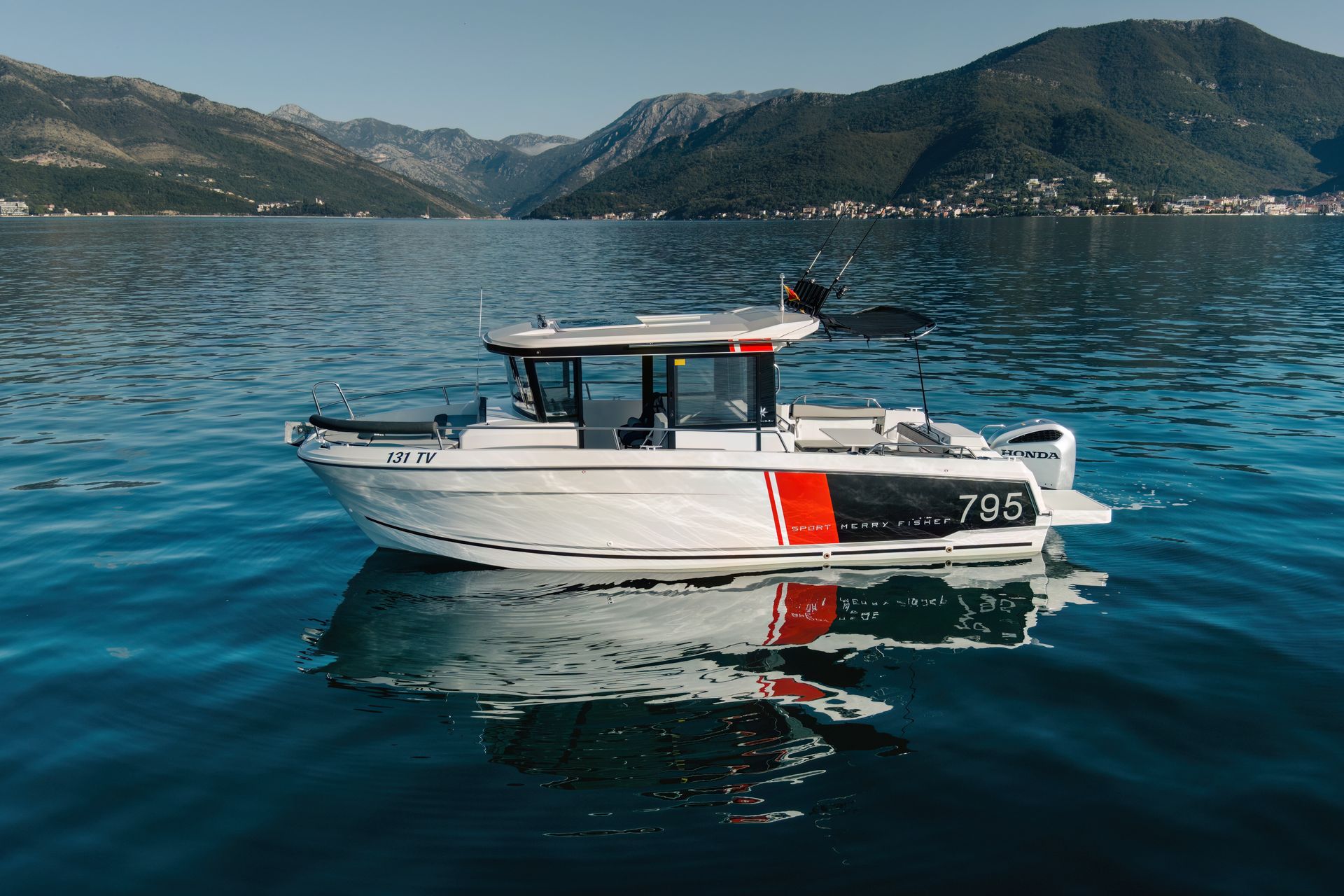 JEANNEAU MERRY FISHER 795 SPORT boka bay