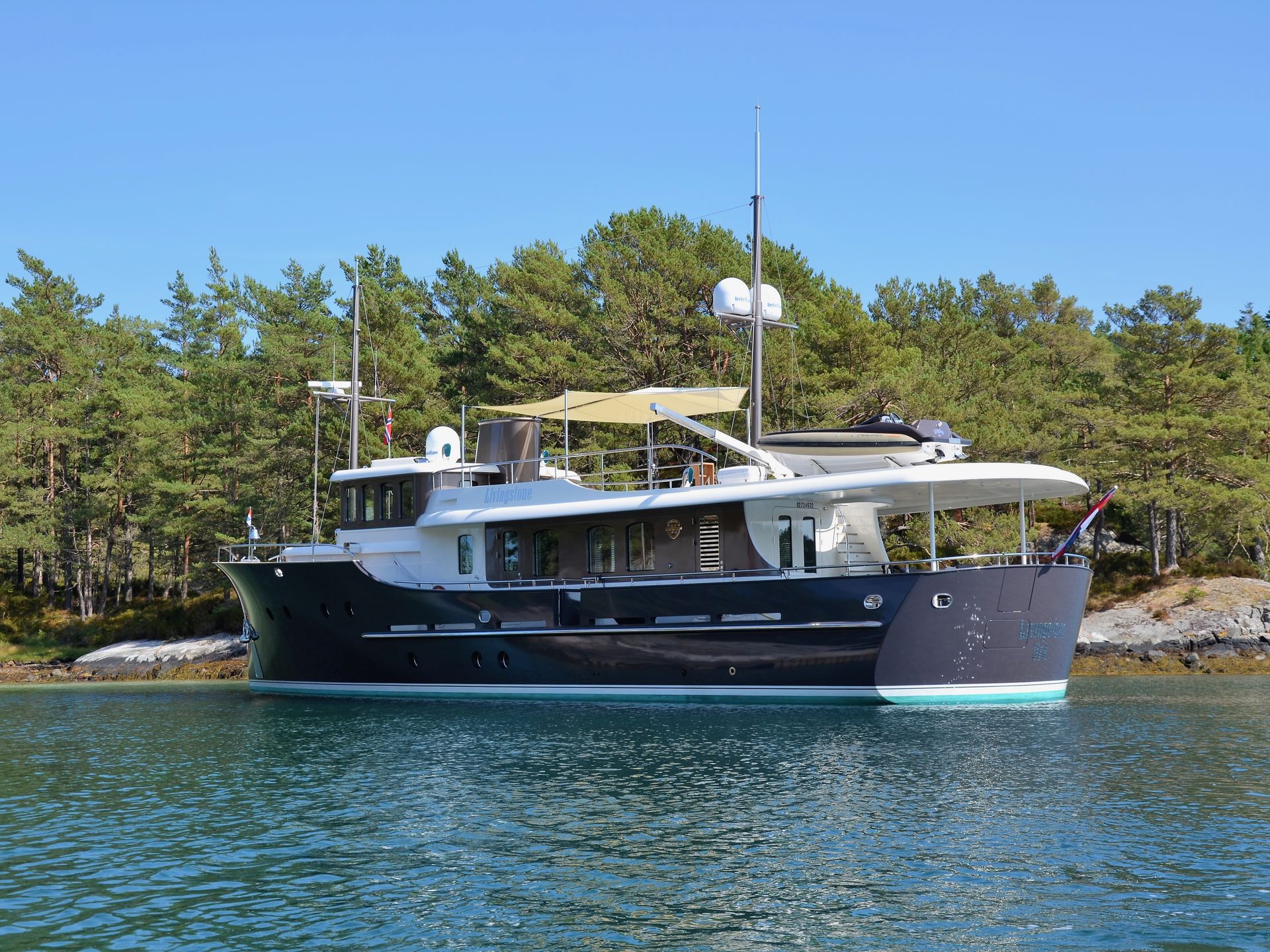 Hartman Yachts Livingstone 24 aft