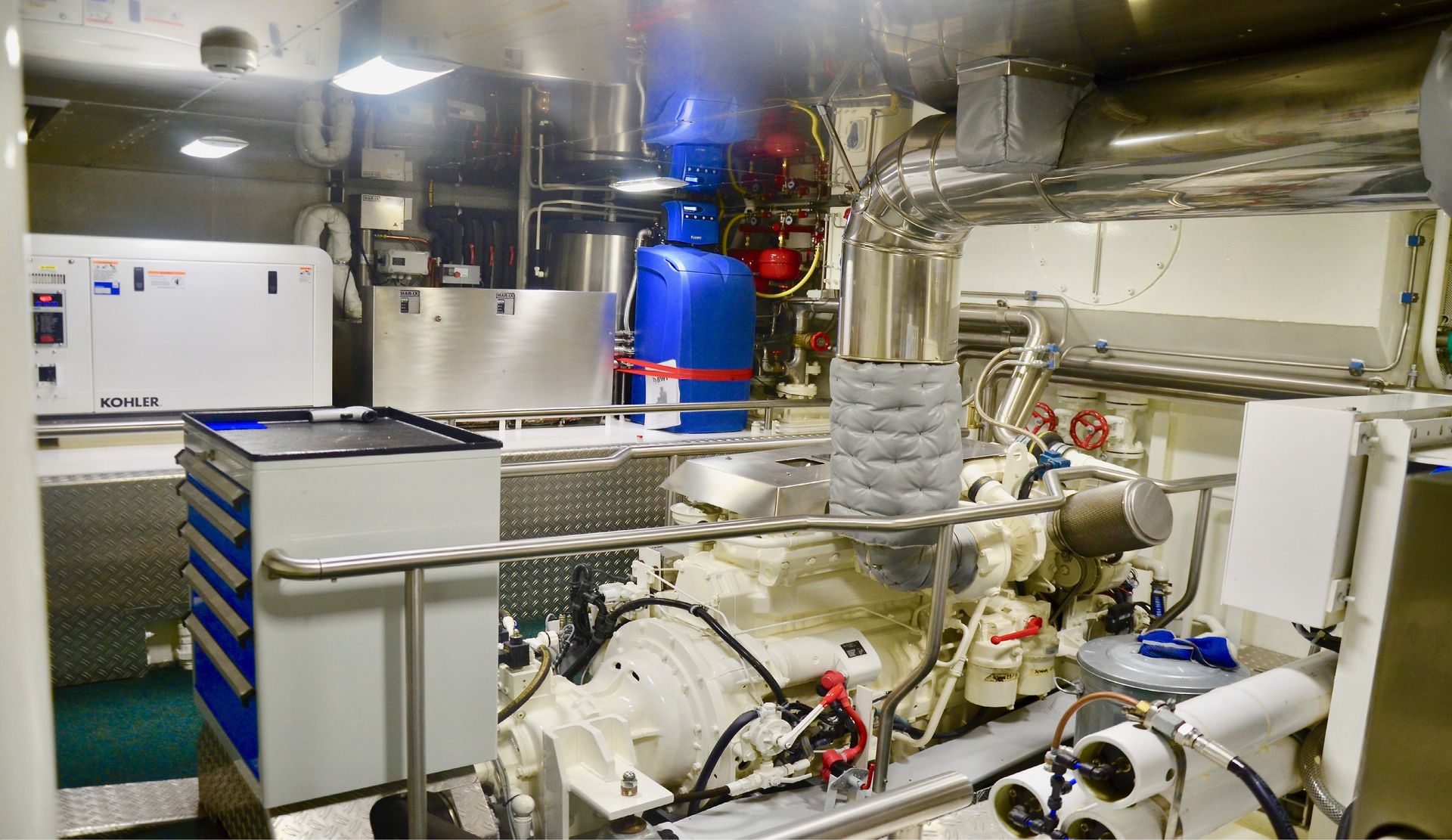 Hartman Yachts Livingstone 24 engine room