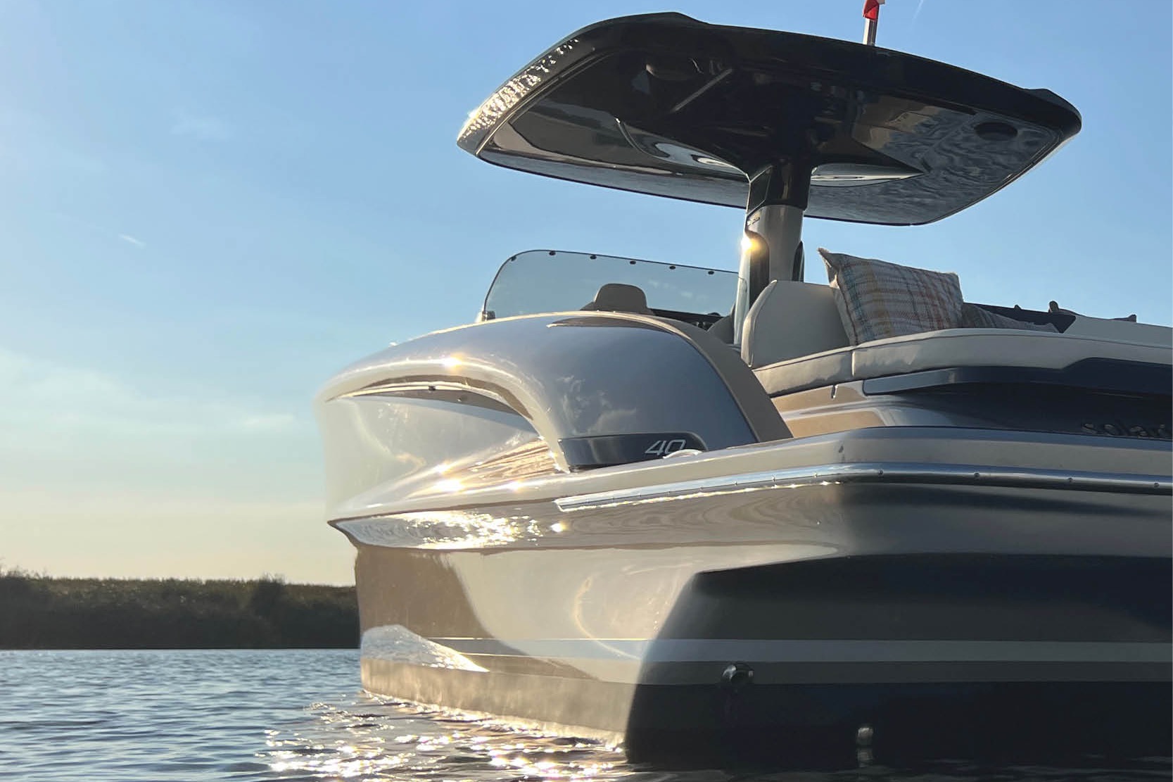 Solaris Power 40 Open stern